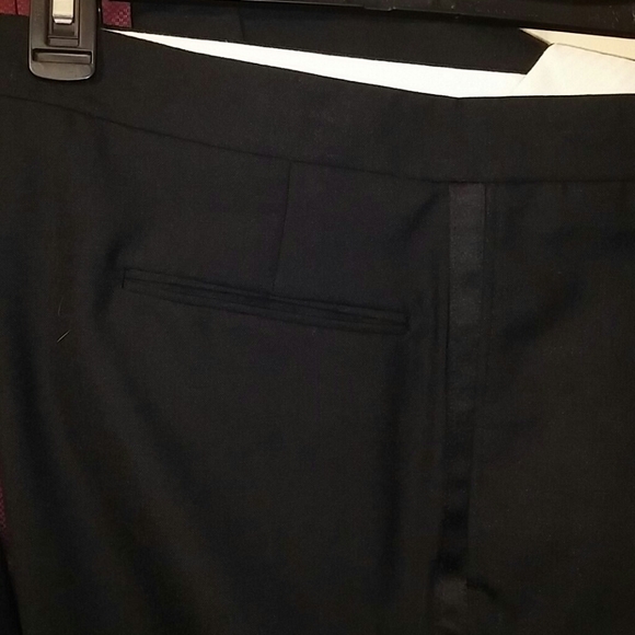 Mens Tuxedo - Picture 11 of 16